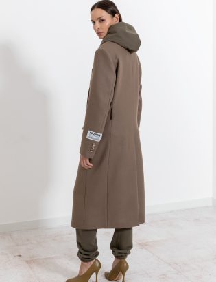 MONSTA brown coat