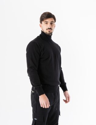 TURTLENECK BLACK